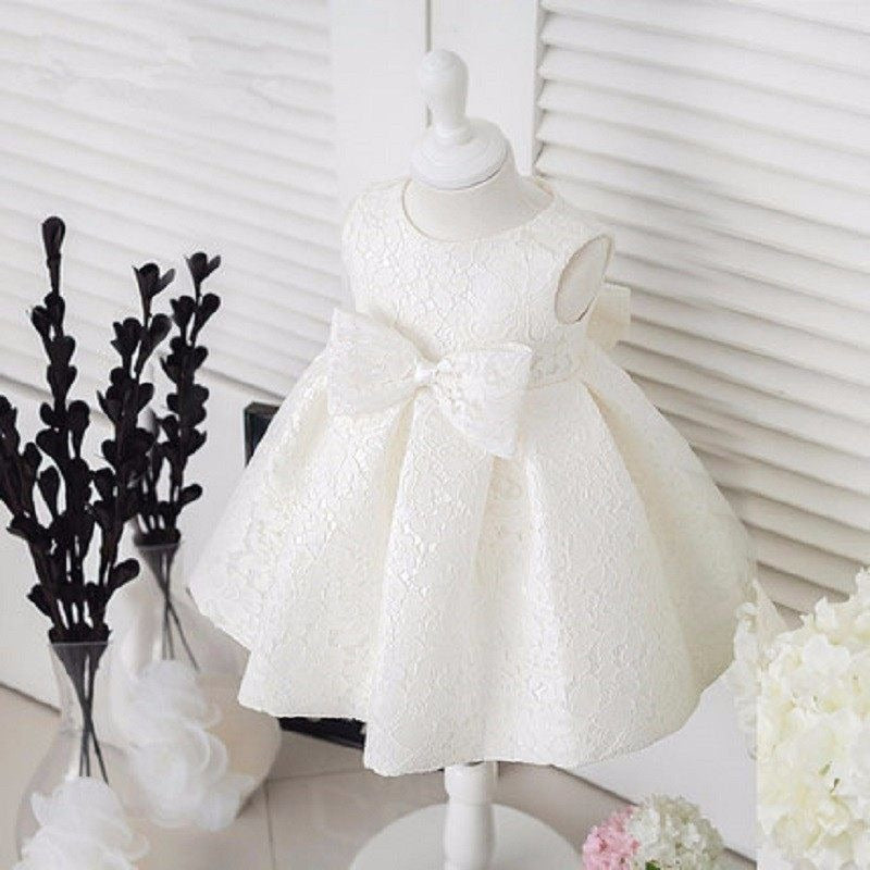 princess dress 0-3 months Gyratedream Newborn Baby Girls Sleeveless White Tutu Princess Dress and Headband, Size 0-24 Months