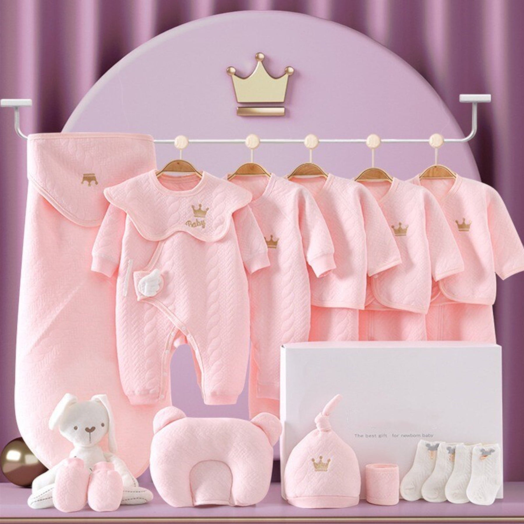Newborn Baby Luxe Set how many blankets for newborn nhs